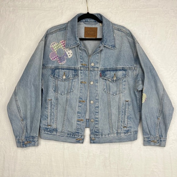 Levi's Jackets & Blazers - Levi's Premium 90's Trucker Jacket Womens M Fresh As A Daisy Patchwork Jean Coat